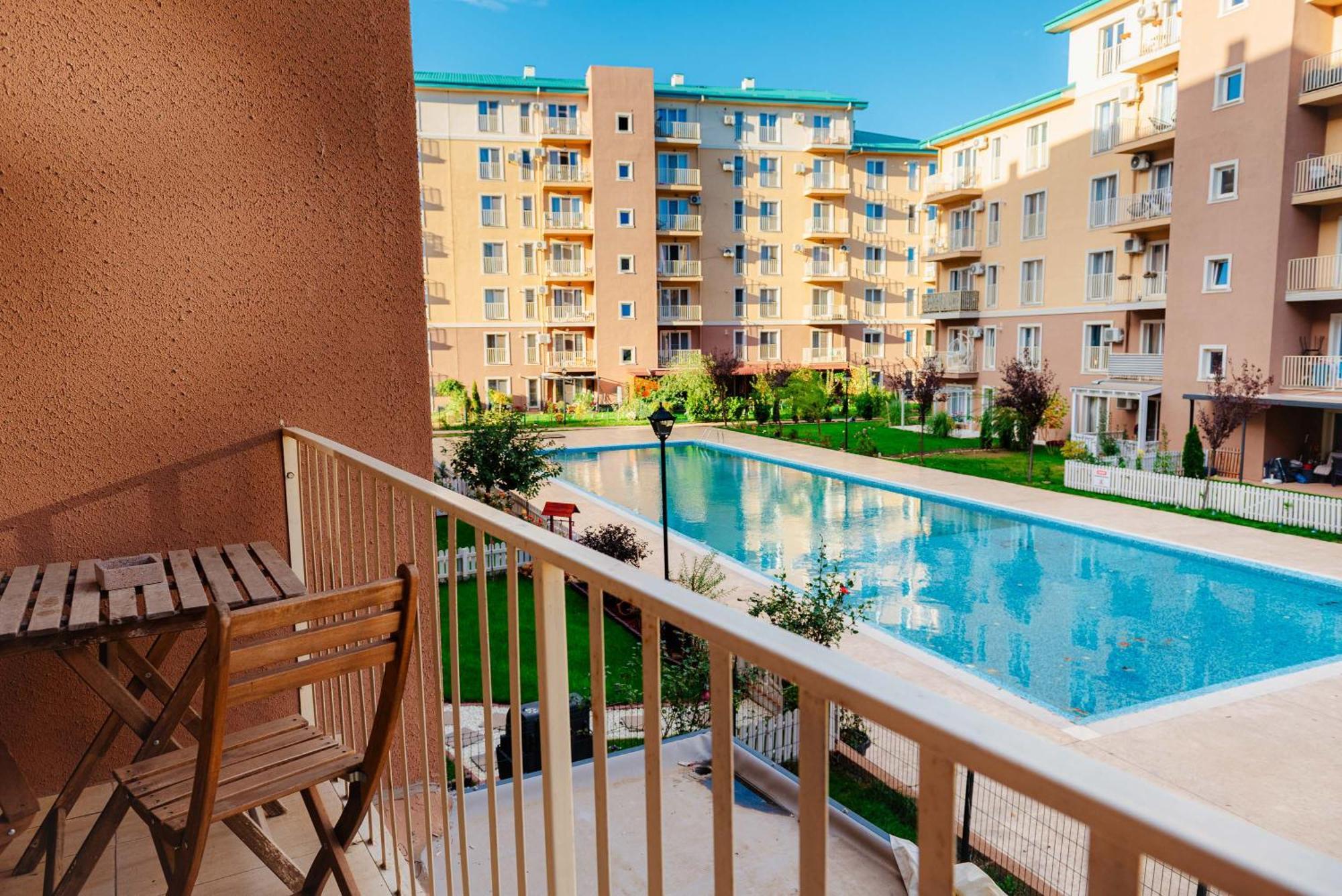 Apartment Emerald Cretuleasca